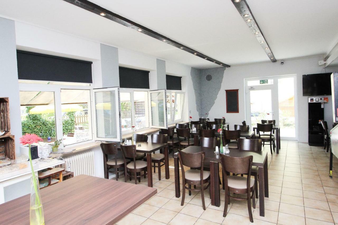 Hotel Pension Koeberl Munich Exterior photo