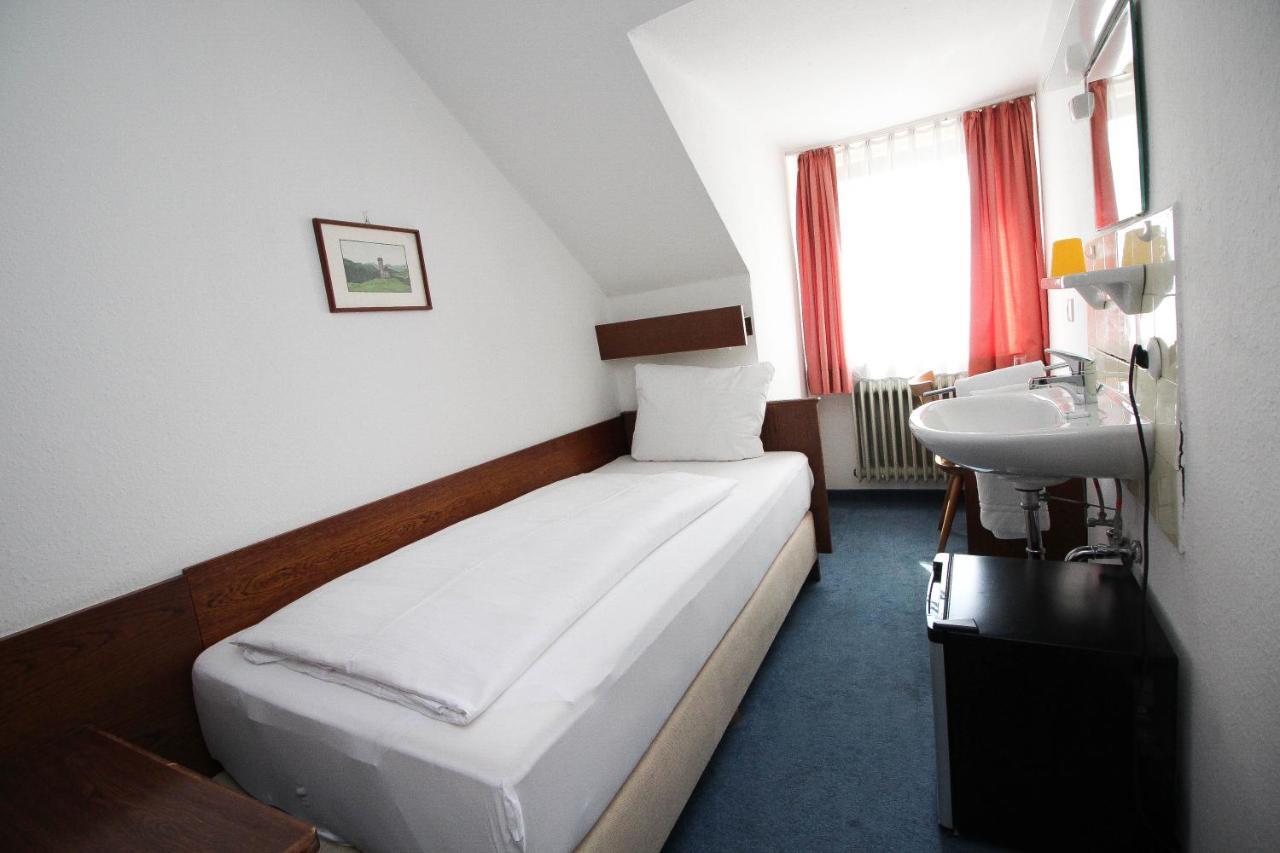 Hotel Pension Koeberl Munich Exterior photo